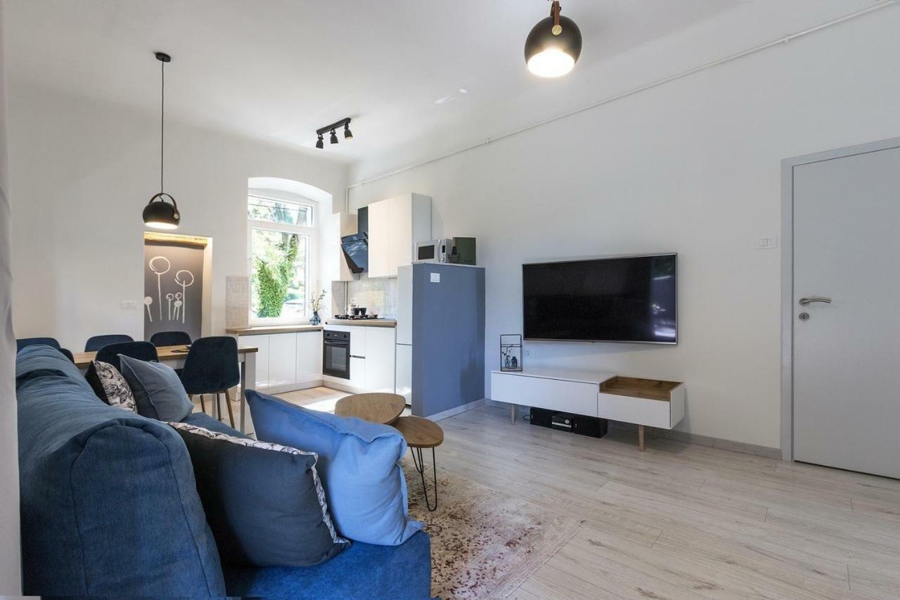 *** Lounge Terrace Apartment With The Harbour View / City Centre *** Pula Exterior foto